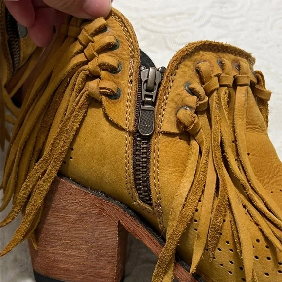 Western Ankle Boots Women Size 8.5 Tan Fringe - Picture 11 of 11